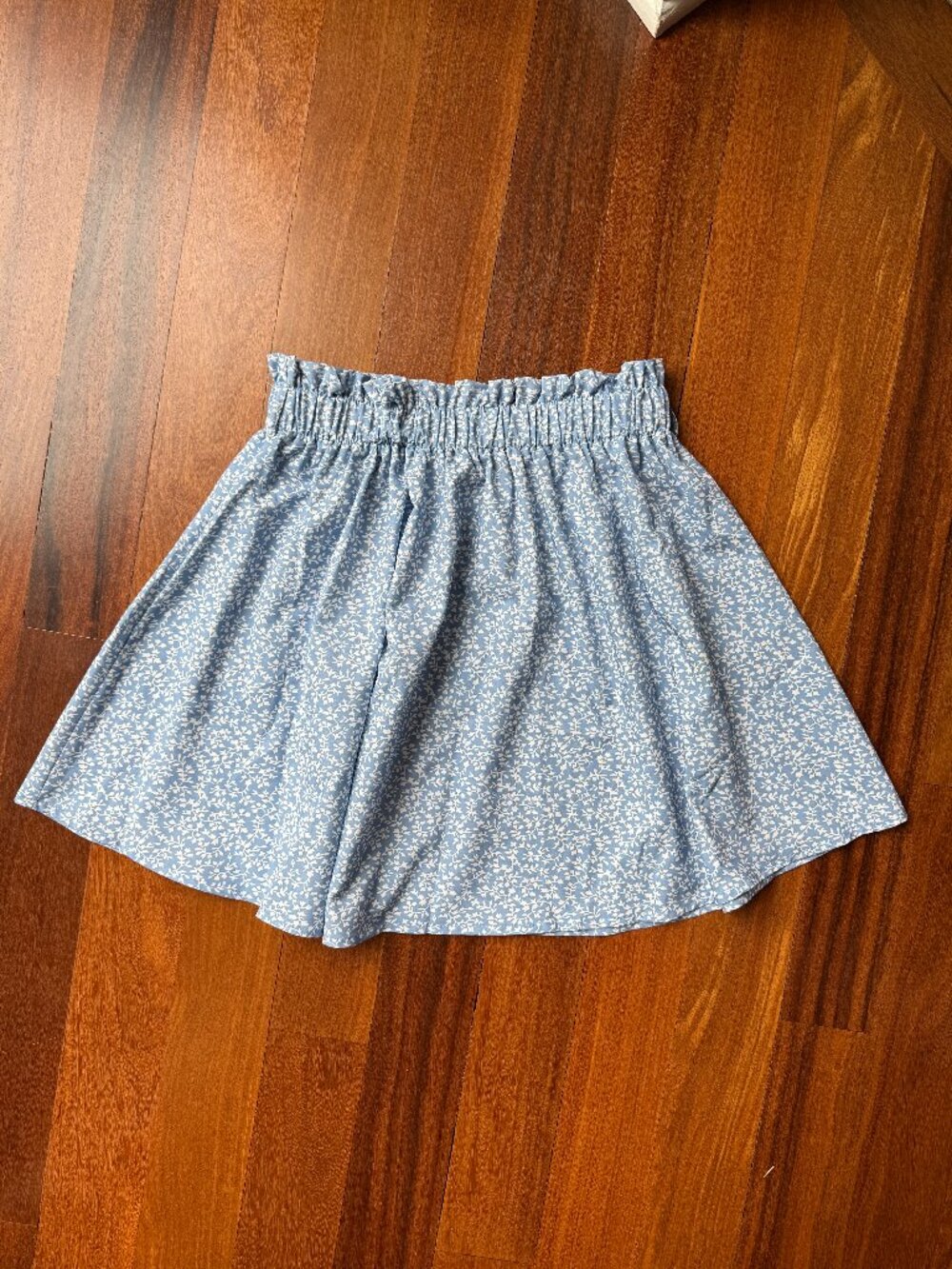 SHEIN Girl's Sz 11-12 Blue with White Flowers / Vines Elastic Waist Skirt